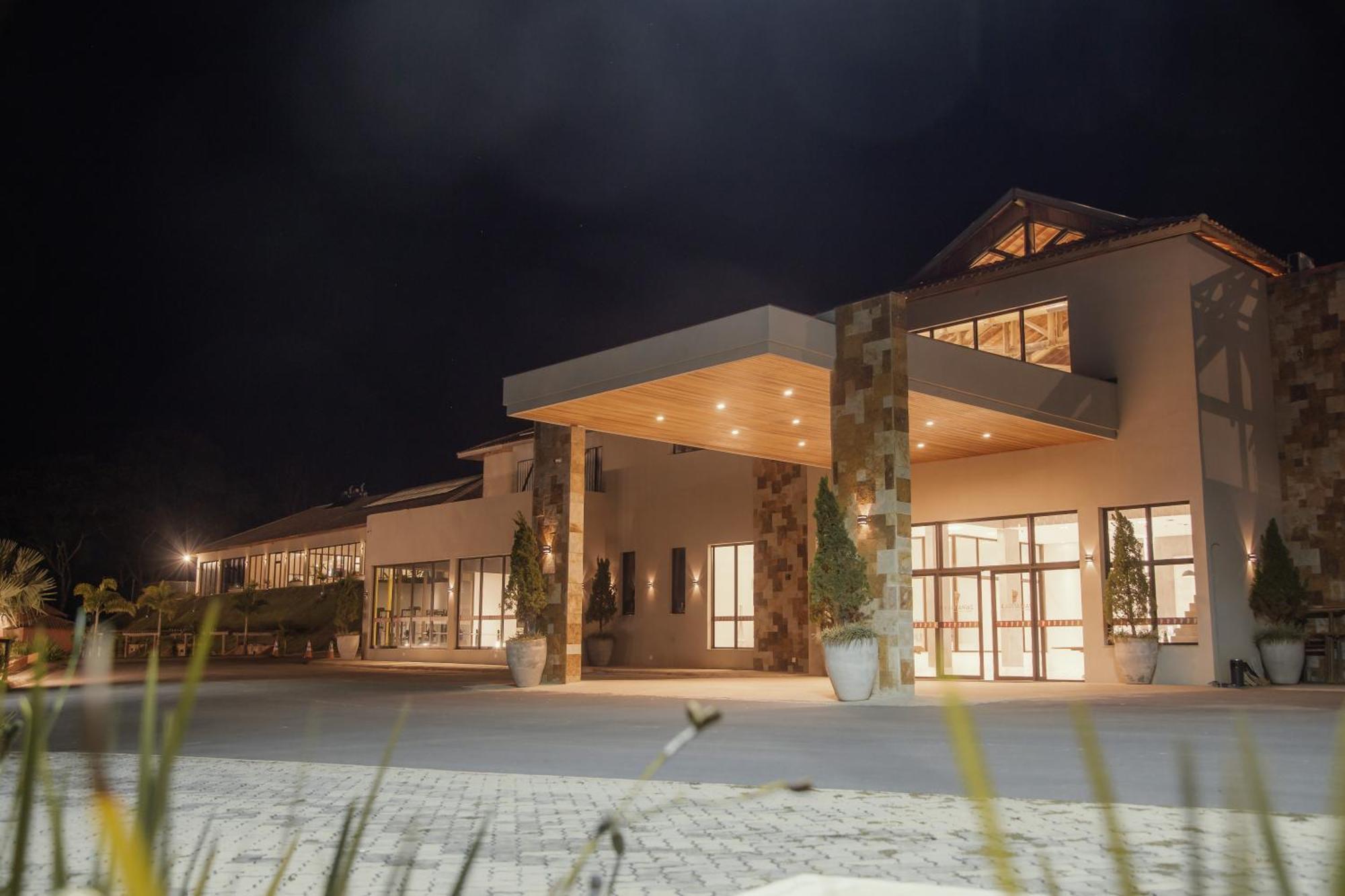 Hotel Chales Capitanias Aguas de Lindoia Exterior photo
